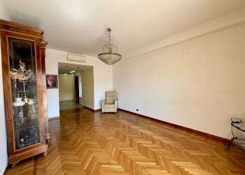 Quadrilocale VIA GIUSEPPE ELIA BENZA, Genova (zona Sestri Ponente) - foto 15