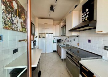 Quadrilocale VIA GIUSEPPE ELIA BENZA, Genova (zona Sestri Ponente) - foto 22