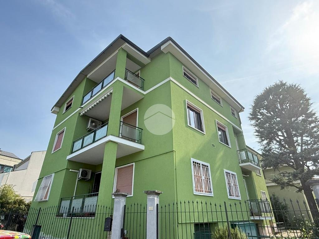 Bilocale Via Privata Bernardino Ghiringhelli, Milano (zona Baggio) - foto 1