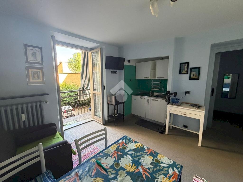 One-room apartment Via Fratelli Calandra, Torino (neighborhood Centro) - photo 2