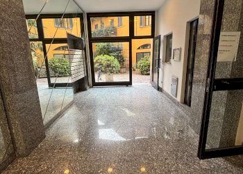 Monolocale via VIGEVANO 13, Milano (zona Porta Genova) - foto 1