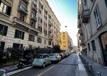 One-room apartment via CICCO SIMONETTA 11, Milano (neighborhood Ticinese) - photo 2