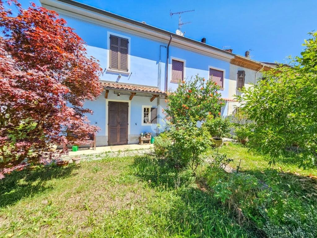 Casa semi indipendente Lobbi Via Della Repubblica, Alessandria - foto 2