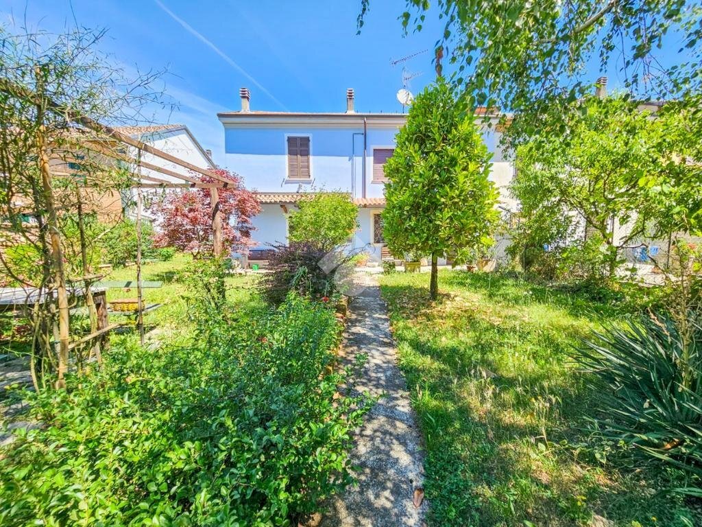 Casa semi indipendente Lobbi Via Della Repubblica, Alessandria - foto 3