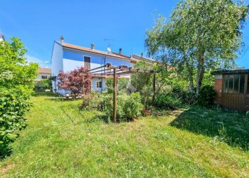Casa semi indipendente Lobbi Via Della Repubblica, Alessandria - foto 1