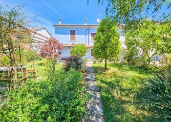 Casa semi indipendente Lobbi Via Della Repubblica, Alessandria - foto 3