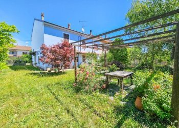 Casa semi indipendente Lobbi Via Della Repubblica, Alessandria - foto 30