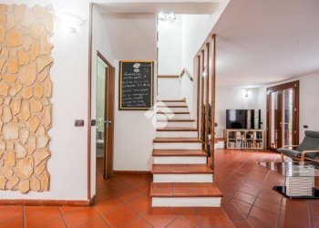Villa a Schiera V. Marco Emilio Lepido, Bologna (zona Borgo Panigale) - foto 6