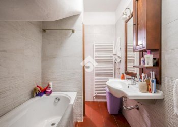 Villa a Schiera V. Marco Emilio Lepido, Bologna (zona Borgo Panigale) - foto 9