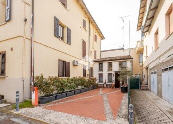 Villa a Schiera V. Marco Emilio Lepido, Bologna (zona Borgo Panigale) - foto 34