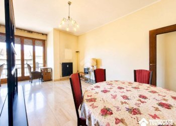 Three-room apartment Piazza della Libertà, Cornaredo - photo 2
