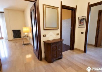 Three-room apartment Piazza della Libertà, Cornaredo - photo 6