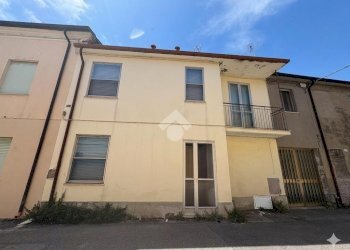 Terraced Villa Via Rivaletto, Ravenna (neighborhood Sant'Alberto) - photo 1