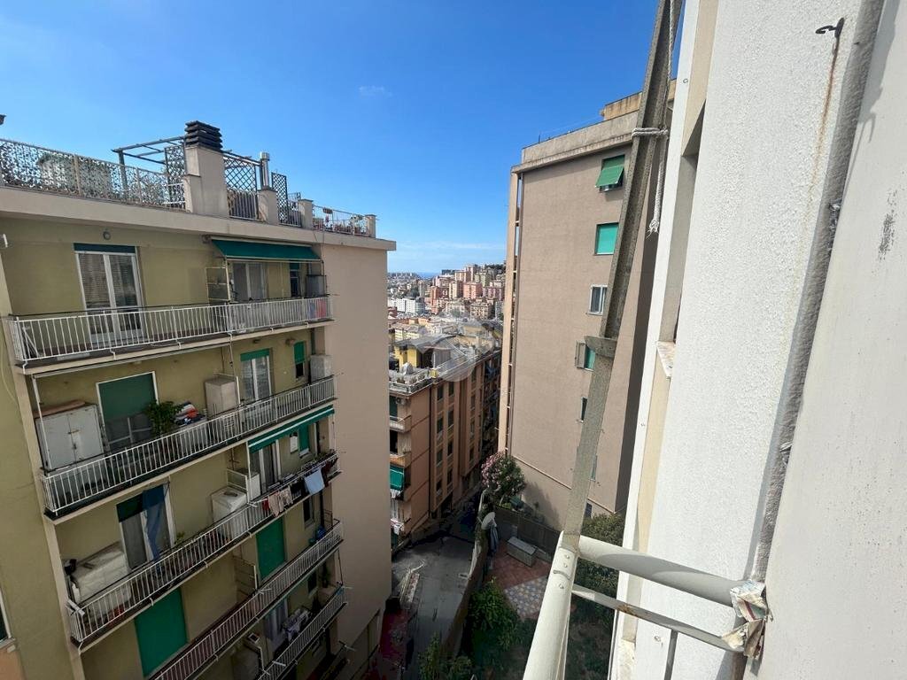 Trilocale Via Monte Rosa, Genova (zona Staglieno) - foto 1