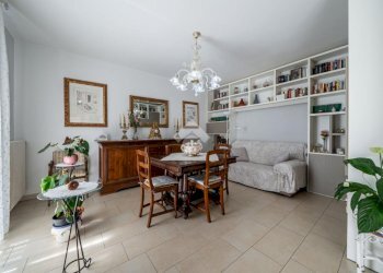 Villa Via Mondovì, Modena (zona Vaciglio) - foto 2