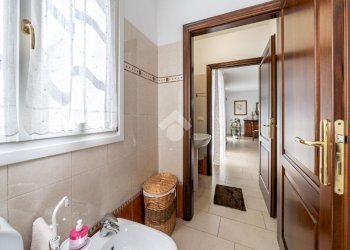 Villa Via Mondovì, Modena (zona Vaciglio) - foto 15