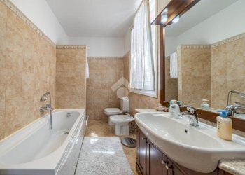Villa Via Mondovì, Modena (zona Vaciglio) - foto 22