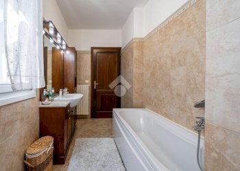 Villa Via Mondovì, Modena (zona Vaciglio) - foto 23