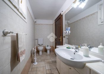 Villa Via Mondovì, Modena (zona Vaciglio) - foto 46