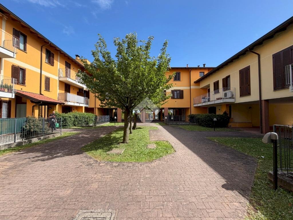 Trilocale Via Cascina S. Giuseppe, Bussero - foto 1