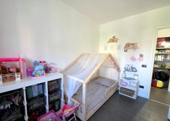 Three-room apartment Via Cavour, San Giuliano Milanese - photo 12