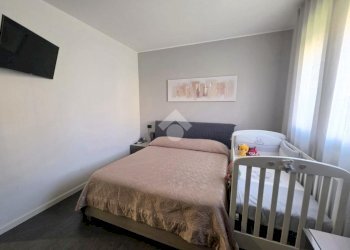 Three-room apartment Via Cavour, San Giuliano Milanese - photo 16