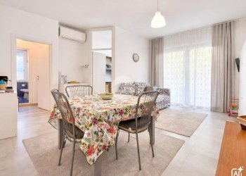 Three-room apartment Viale Antonio Canova, Cesenatico - photo 39