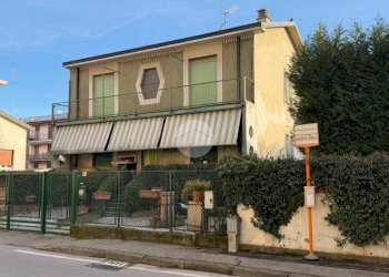 Villa Viale Piave, Pessano con Bornago - photo 8