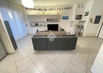 Three-room apartment Via Armando Diaz, Arconate - photo 11