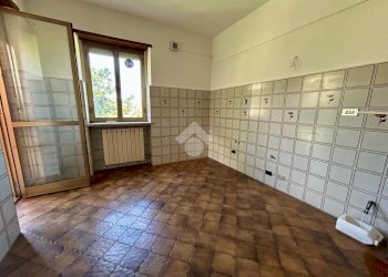Four-room apartment Via Susa, Sant'Antonino di Susa - photo 14