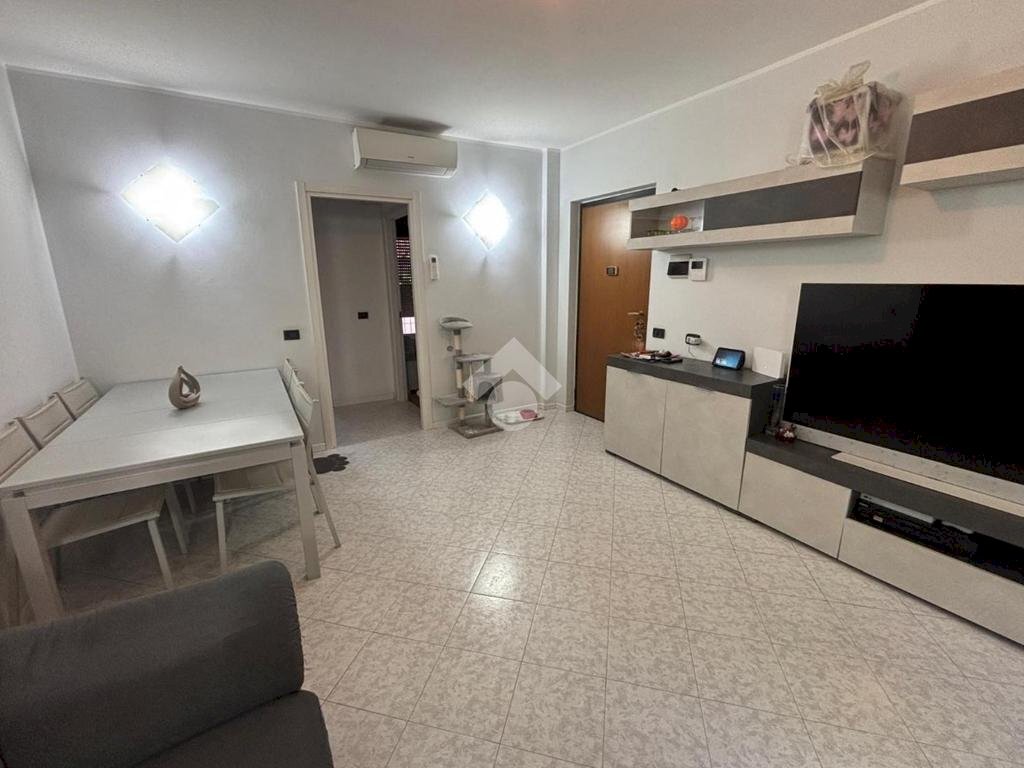 Three-room apartment Via Terrazzano, Rho - photo 3