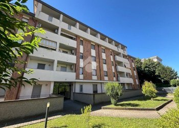 Three-room apartment Via Terrazzano, Rho - photo 1