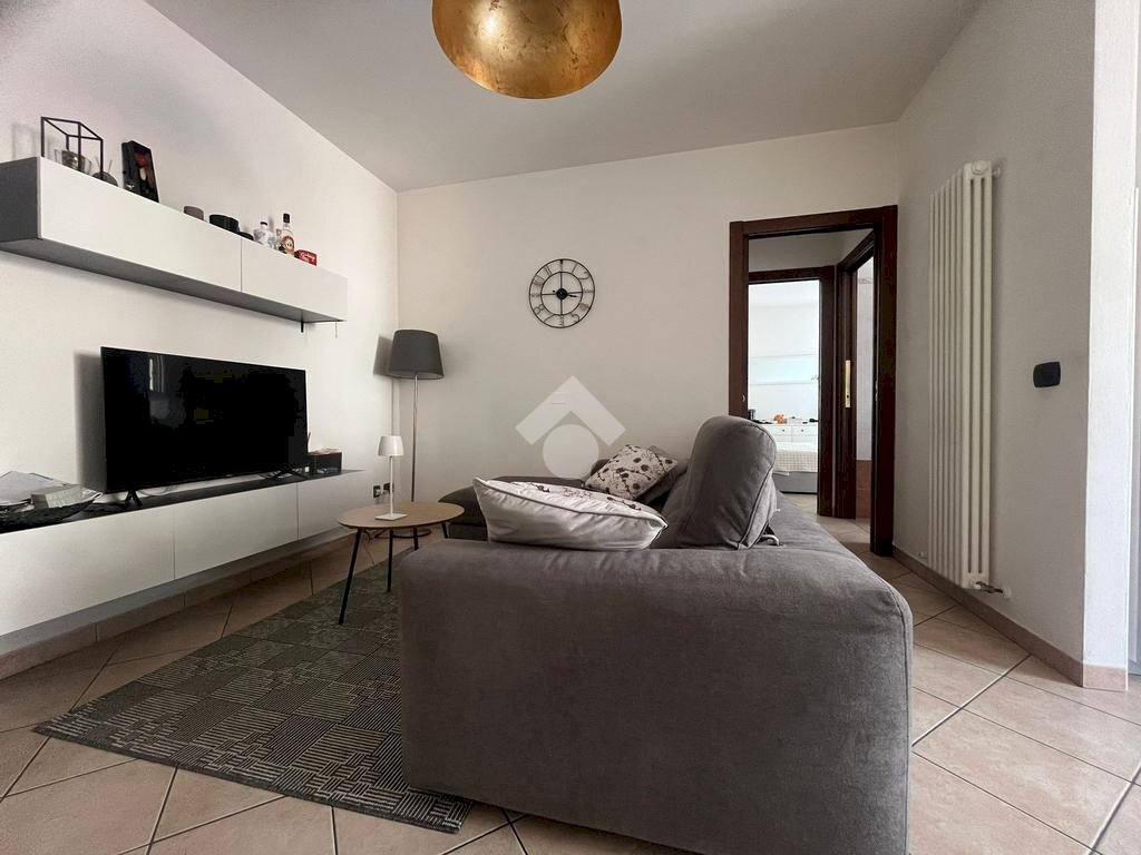 Three-room apartment via Puccini, Castelnovo di Sotto - photo 2
