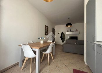 Three-room apartment via Puccini, Castelnovo di Sotto - photo 6