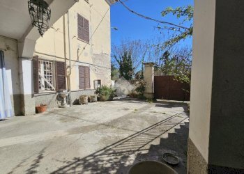 Independent house Via IV Novembre, Strevi - photo 5