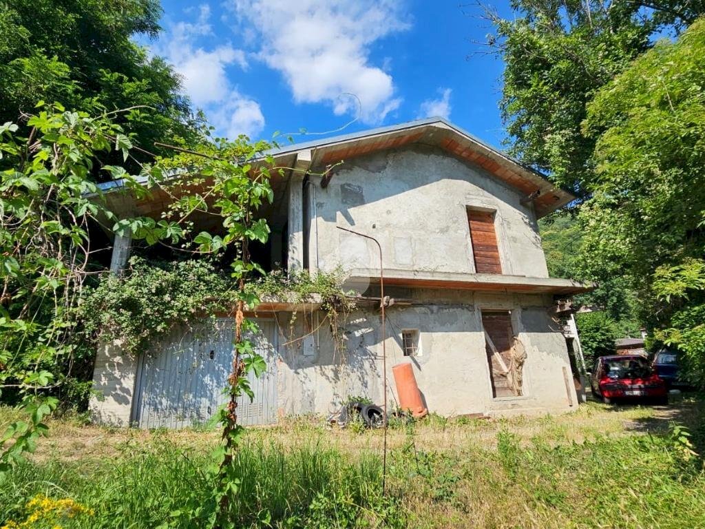 Semi-detached house Case sparse faraud, Pinasca - photo 1