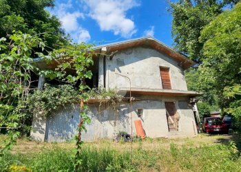 Semi-detached house Case sparse faraud, Pinasca - photo 1