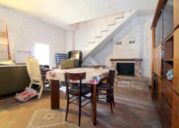 Semi-detached house Case sparse faraud, Pinasca - photo 4