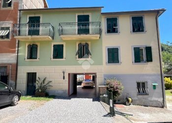 Casa indipendente Via Canova, Cicagna - foto 1