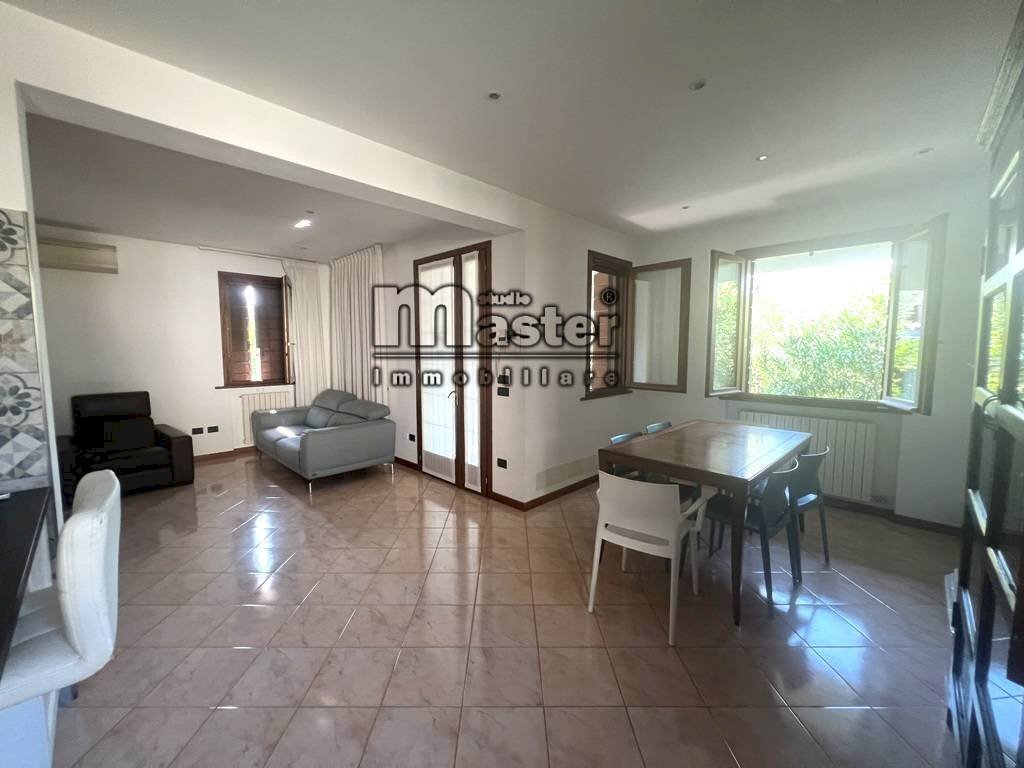 Foto 1 - Villa VIA PRAVATO, Paese - foto 1