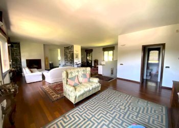 Foto 9 - Villa Via Vittorio Veneto
 
9, Lesmo - photo 9