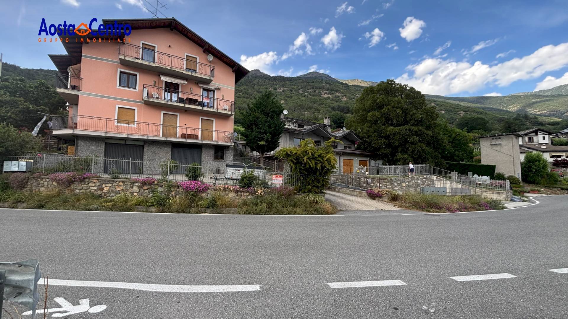 Foto 1 - Quadrilocale Frazione Maillod
 
26, Saint-Christophe - foto 1