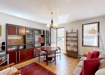 Foto 3 - Three-room apartment Via Angelo Ferrari, Malnate - photo 3