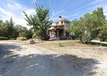 Foto 6 - Villa Via del Castagno
 
7, Manziana - foto 6