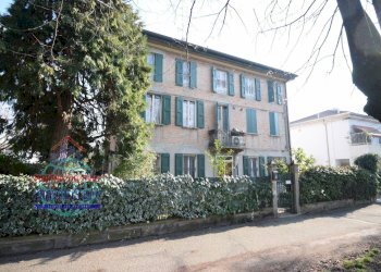 Foto 6 - Villa VIALE VITTORIO FALZONI GALLERANI
 
7, Cento - photo 6