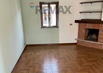 Stanza vuota - Apartment VIA SAN ANTONIO
 
5, Casalzuigno - photo 14