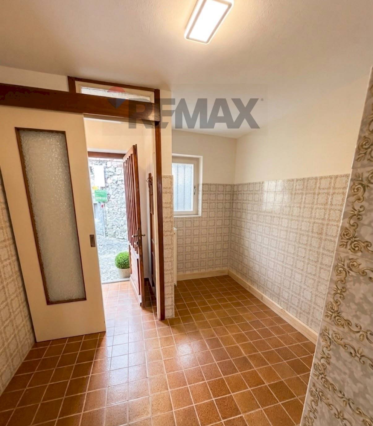 Stanza vuota - Two-room apartment VIA SAN ANTONIO
 
5, Casalzuigno - photo 3