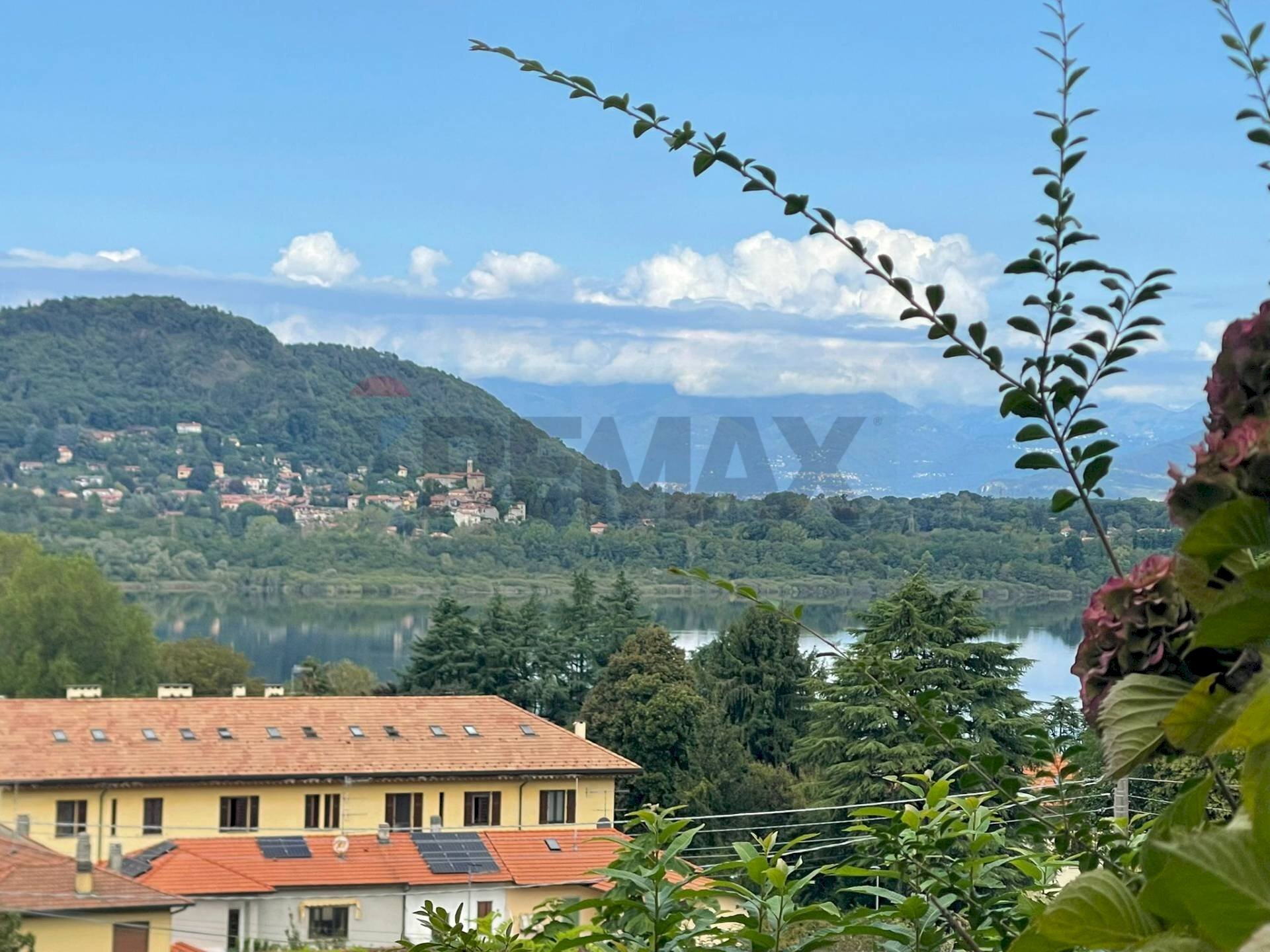 Vista delle montagne - Appartamento Via Lombardia, Vergiate - foto 1