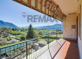 Balcone - Three-room apartment via Trieste
 
73, Brezzo di Bedero - photo 17
