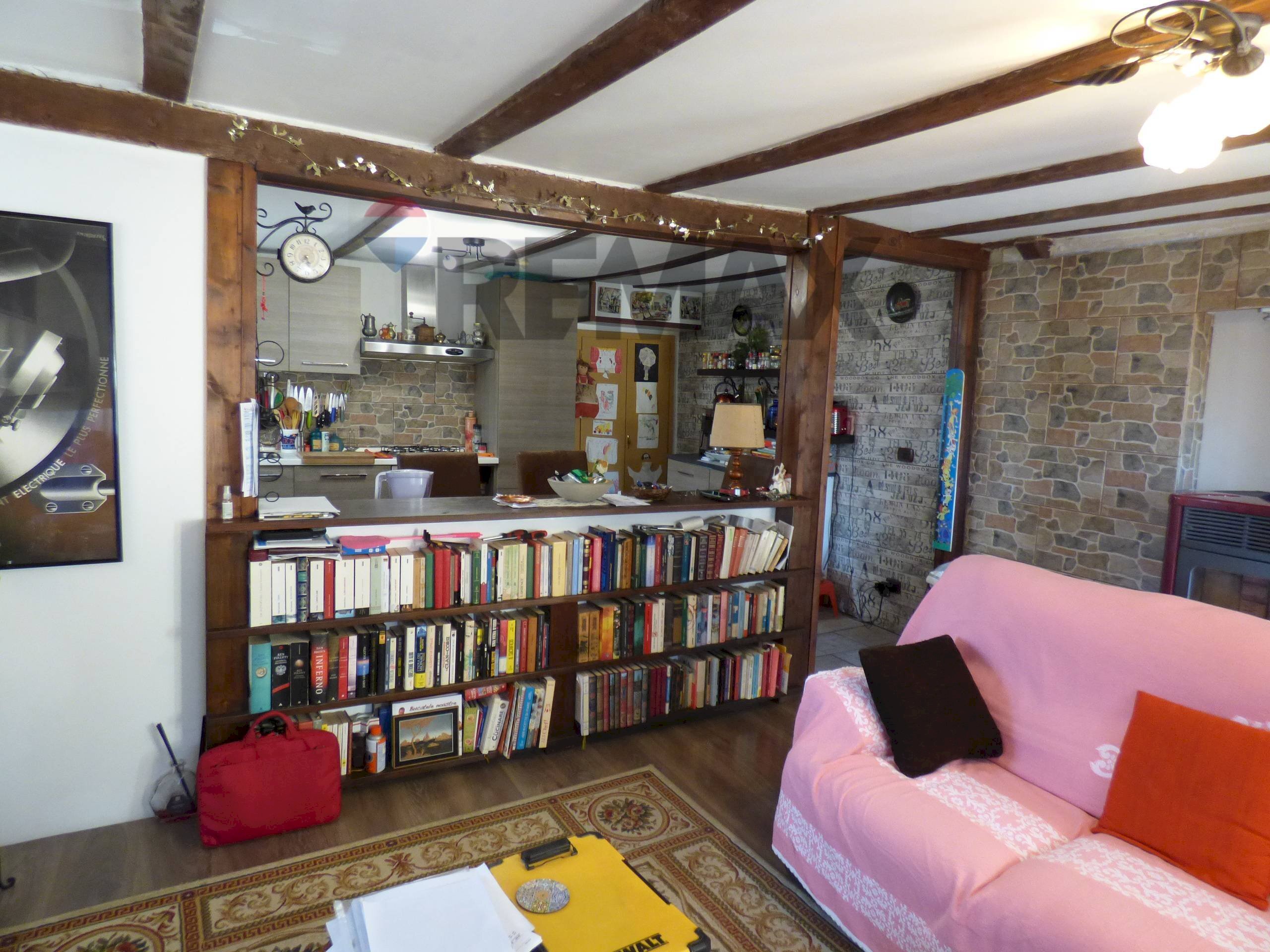 Soggiorno - Semi-detached house Trento
 
1, Brezzo di Bedero - photo 3